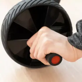 Alternative view of RUEDA ABDOMINAL DE CAUCHO X-FIT NEGRO