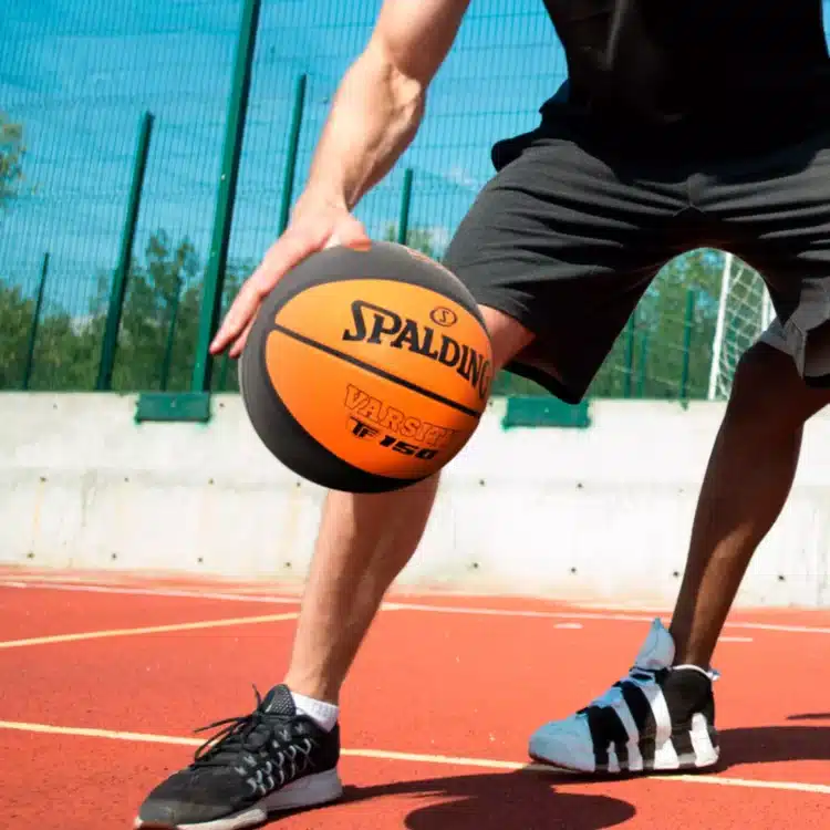 PELOTA DE BÁSKET SPALDING TF-150 VARSITY FIBA - Imagen 5